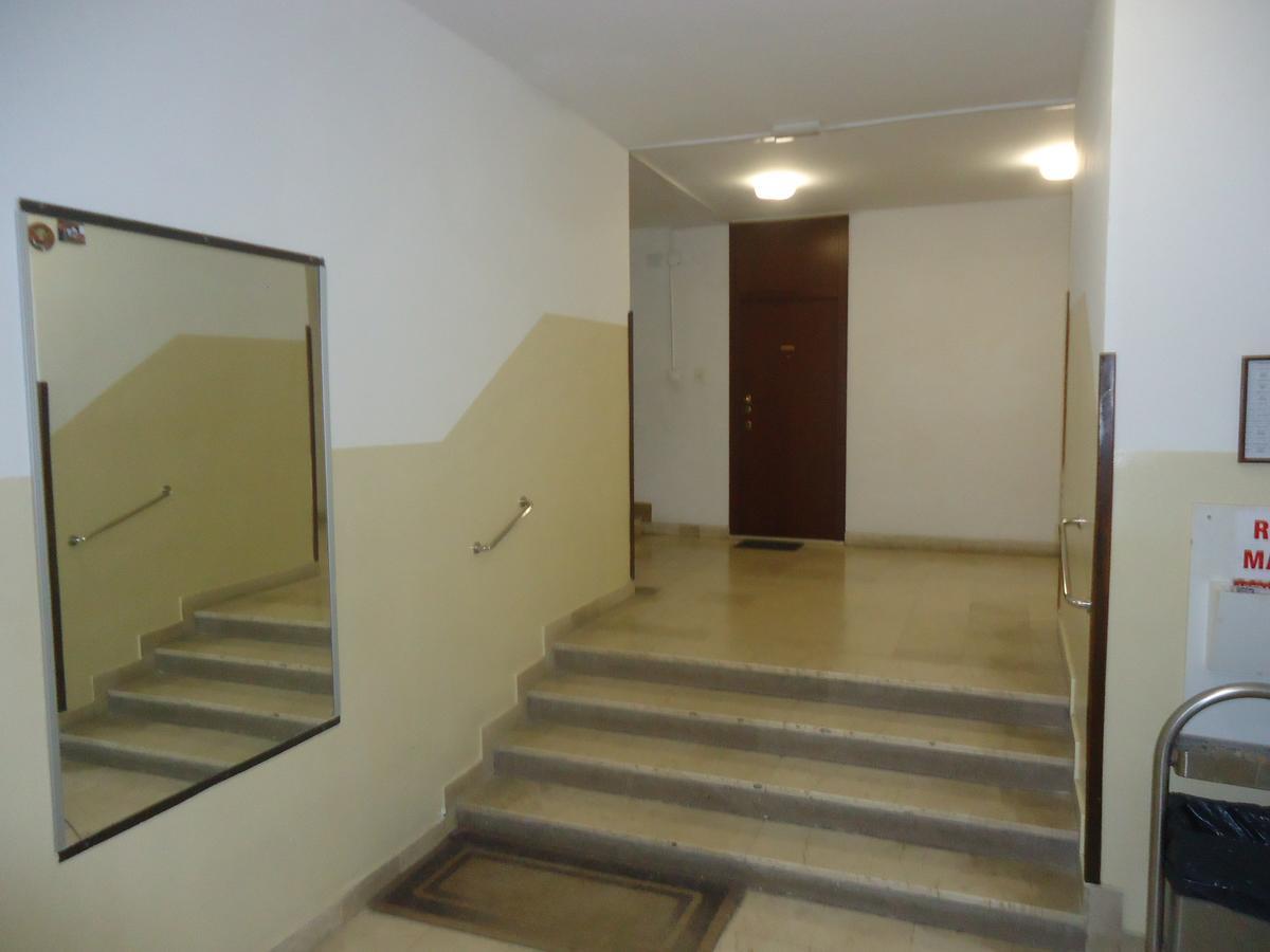 Studio Apartment Ema Split Bagian luar foto