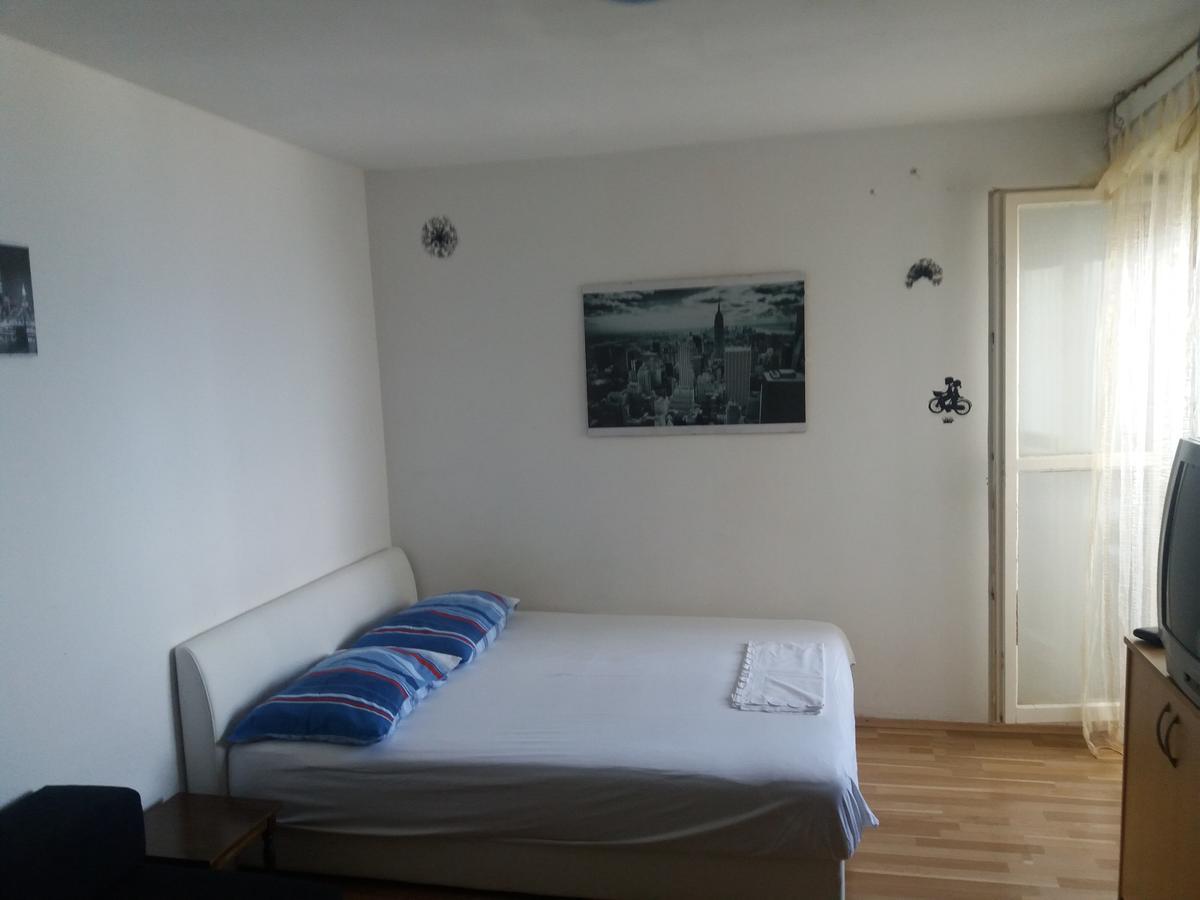 Studio Apartment Ema Split Bagian luar foto
